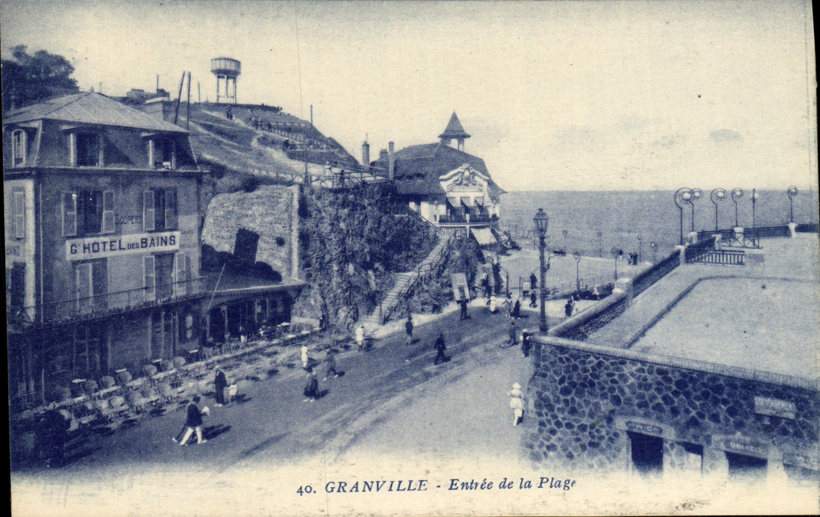 Granville - Entrée de la Plage — 40. — Éditeur Nozels, Nantes