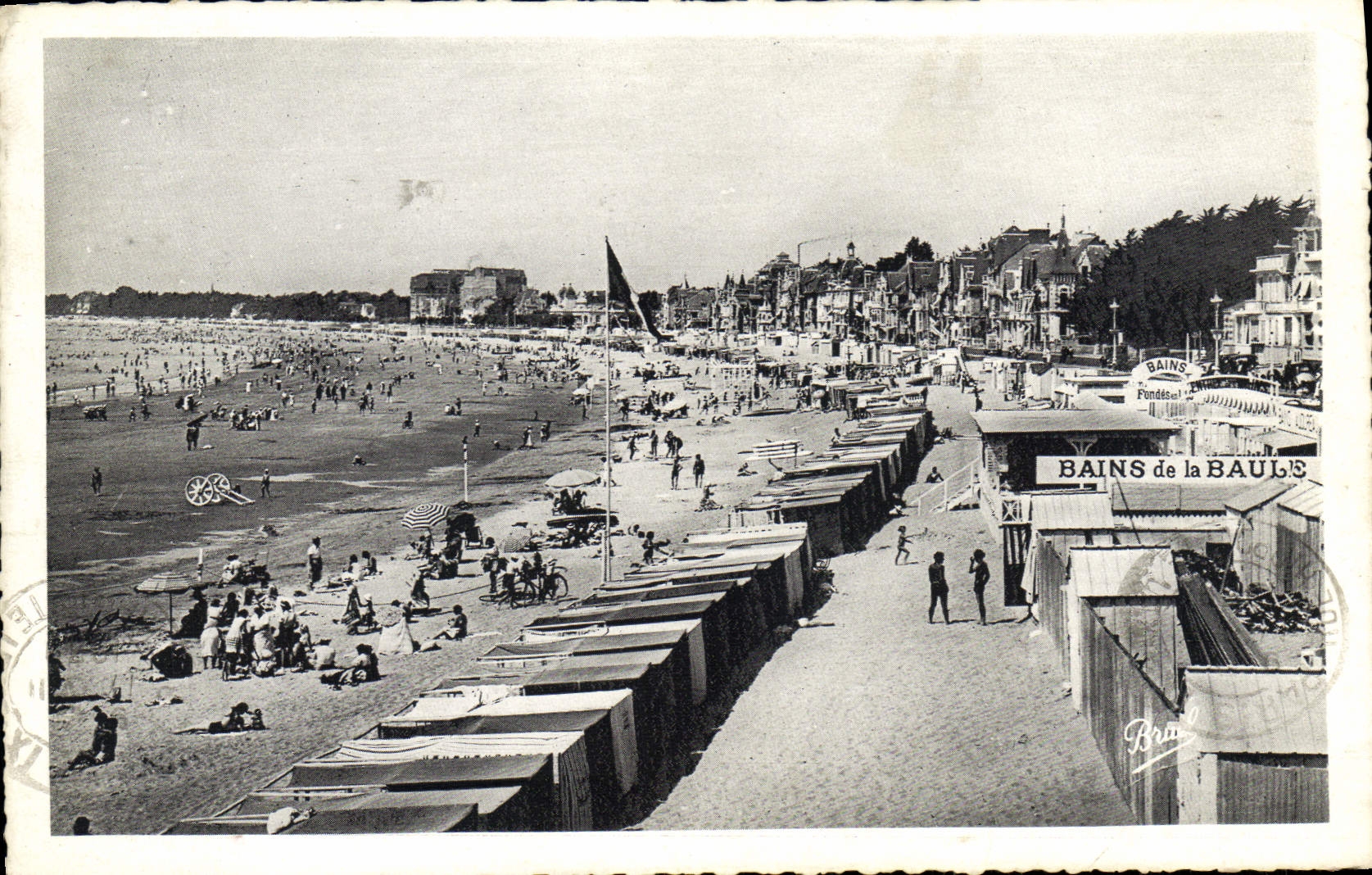CPM La Baule Sur Mer La Plage