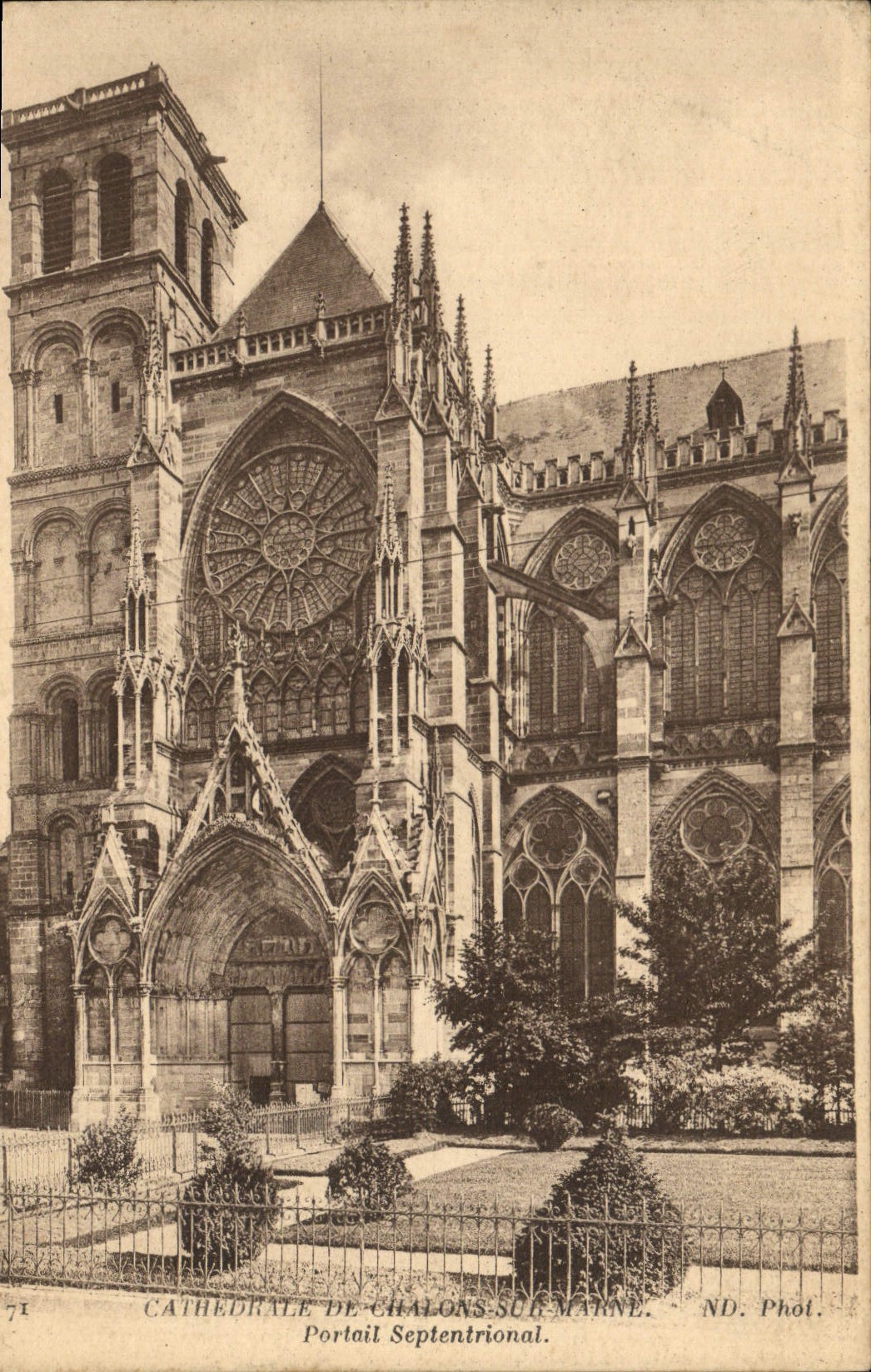CPA Cathedrale De Chalons Sur Marne Portail Septentrional
