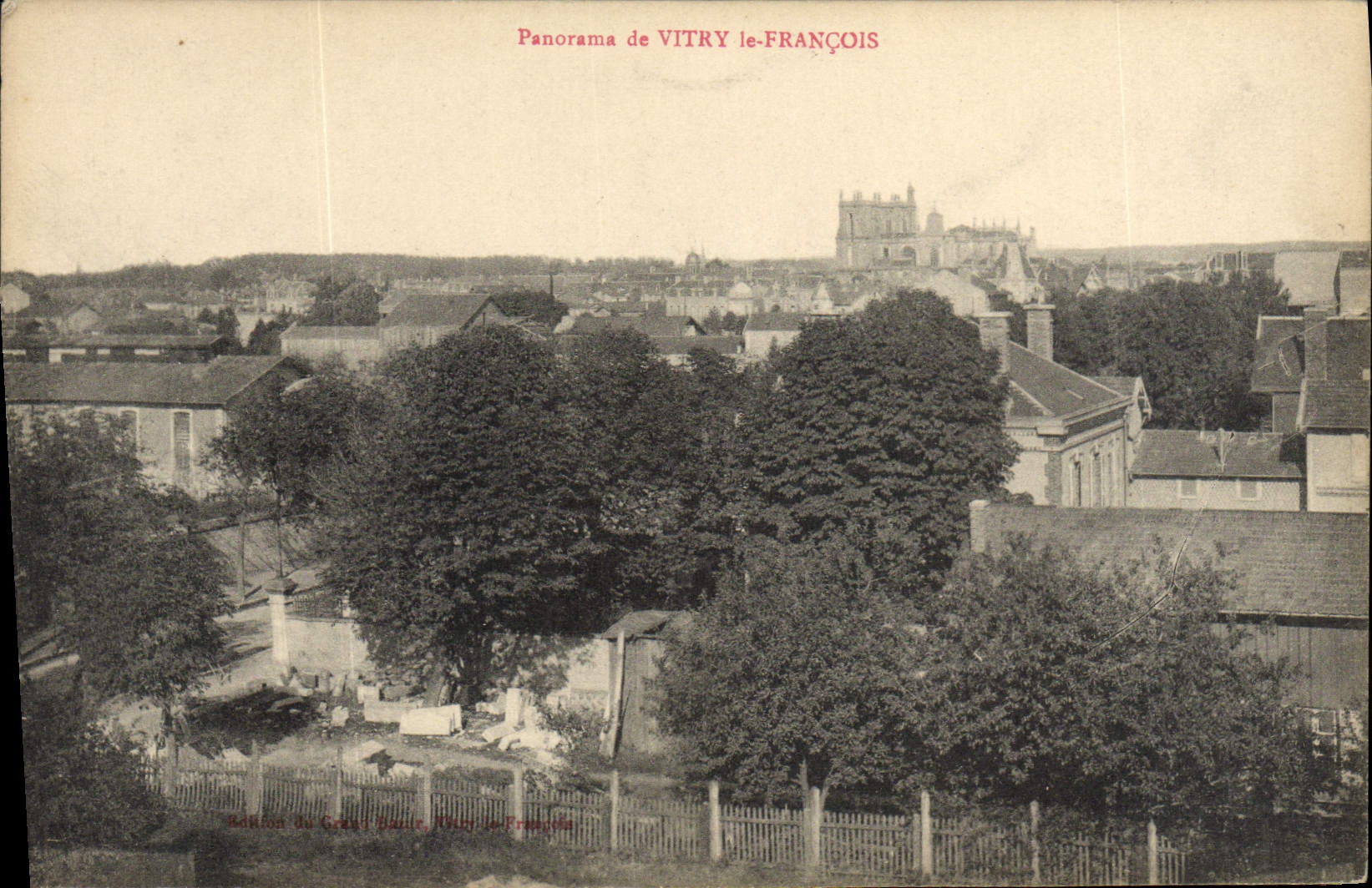 Panorama de VITRY le-FRANÇOIS — édition du Grand Paris, Paris, France