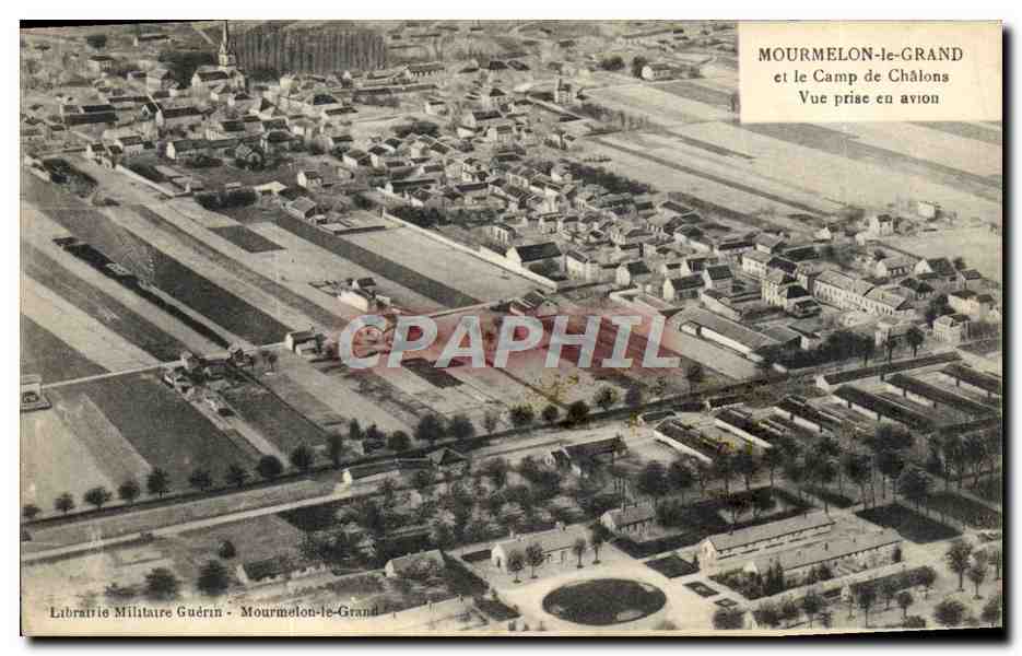 Mourmelon-le-Grand — Vue aérienne du village et du Camp de Châlons — Librairie Militaire Guérin