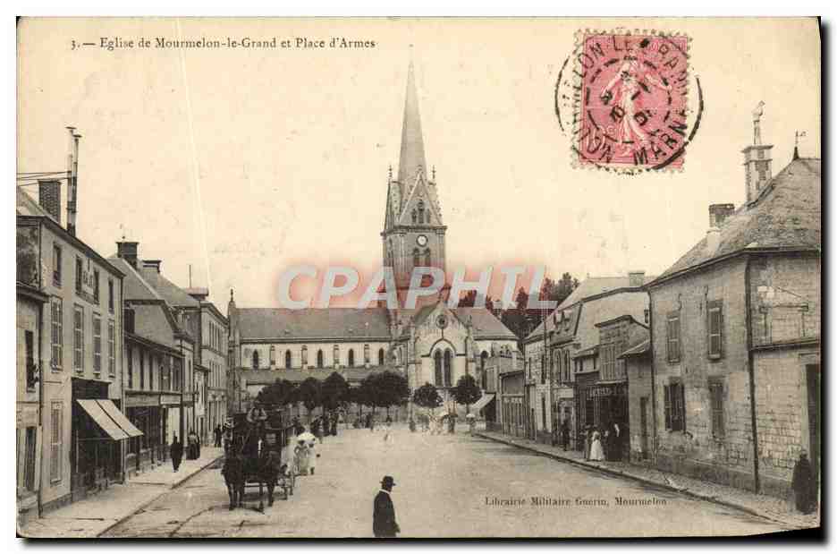 CPA Eglise De Mourmelon Le Grand Et Place d'Armes