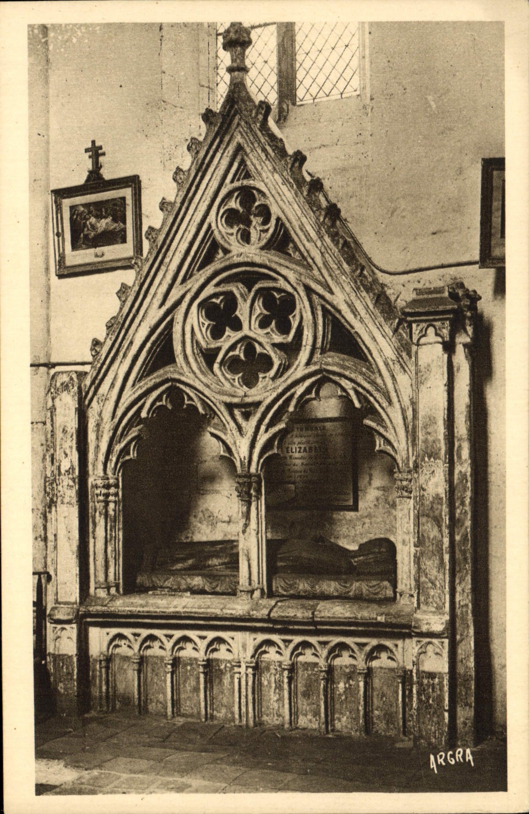 Tombeau de Dame Elisabeth — Abbaye du Val-Paradis — Lot