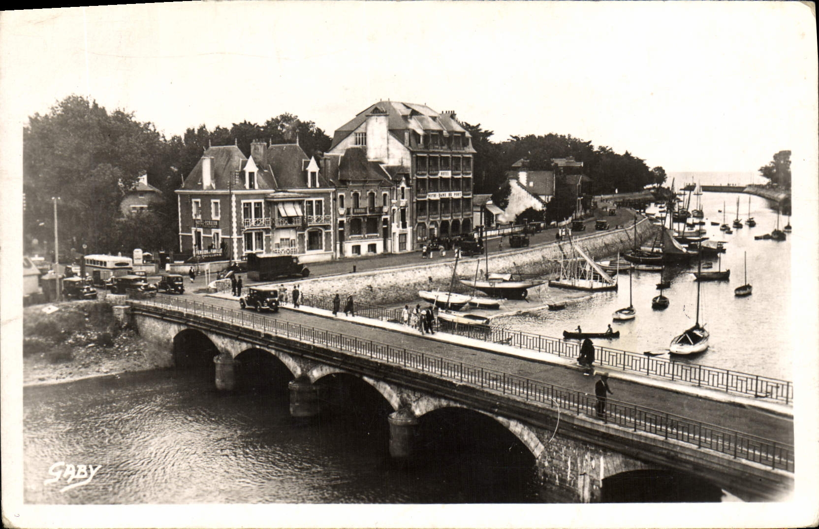 CPA La Baule Le Pont et le quai du Commandant Rageot de la Touche 