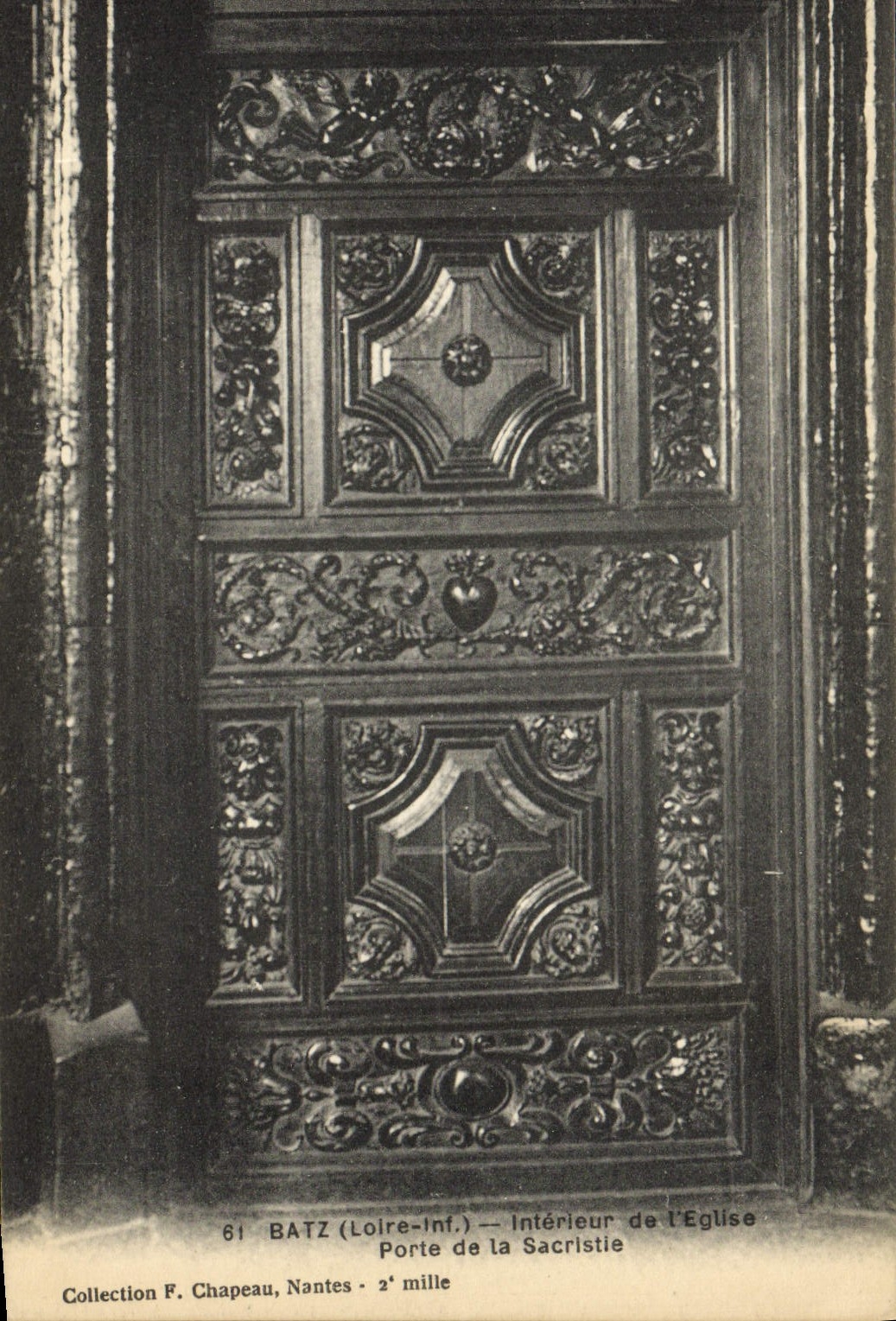 CPA Batz Interieur De l'Eglise Porte De La Sacristie