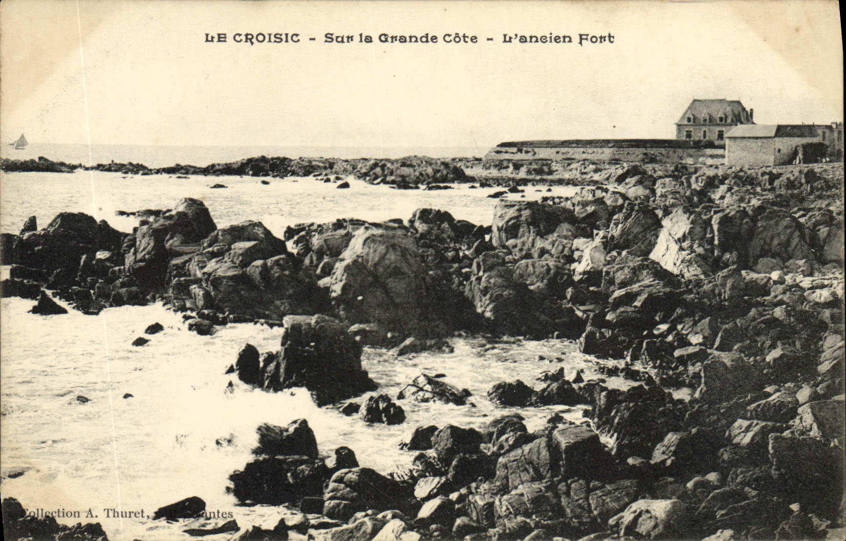 CPA Le Croisic Sur La Grande Cote L'Ancien Fort