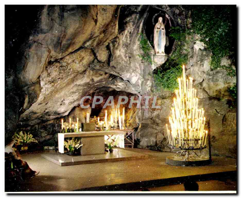CPM Lourdes La Grotte Miraculeuse