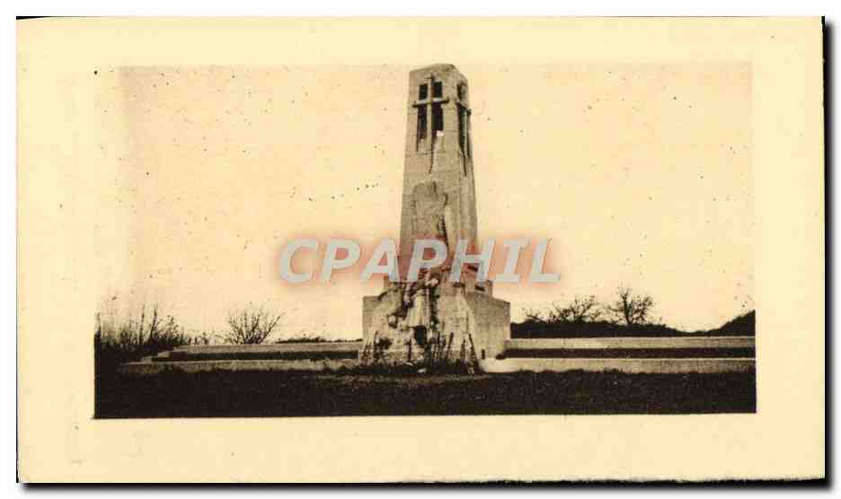 CPM Vauquois Monument Eleve A La Memoire Des Poilus