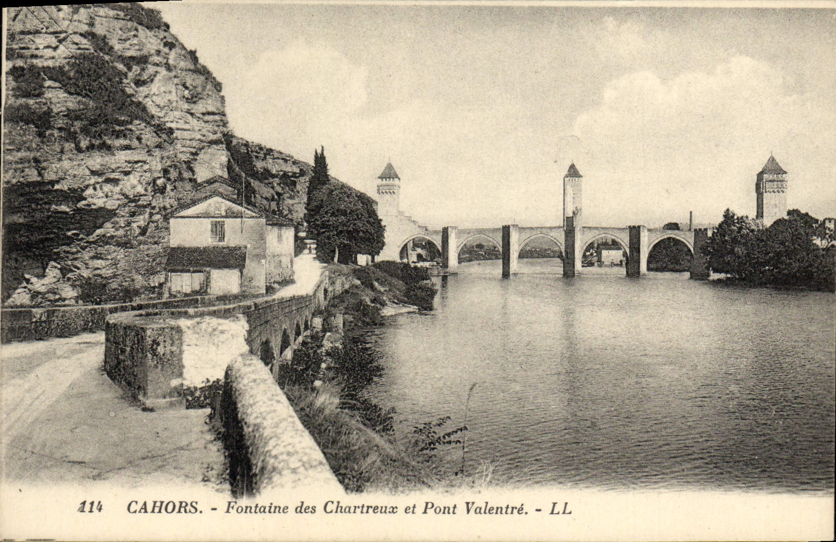 Cahors — Fontaine des Chartreux et Pont Valentré — LL, n° 114