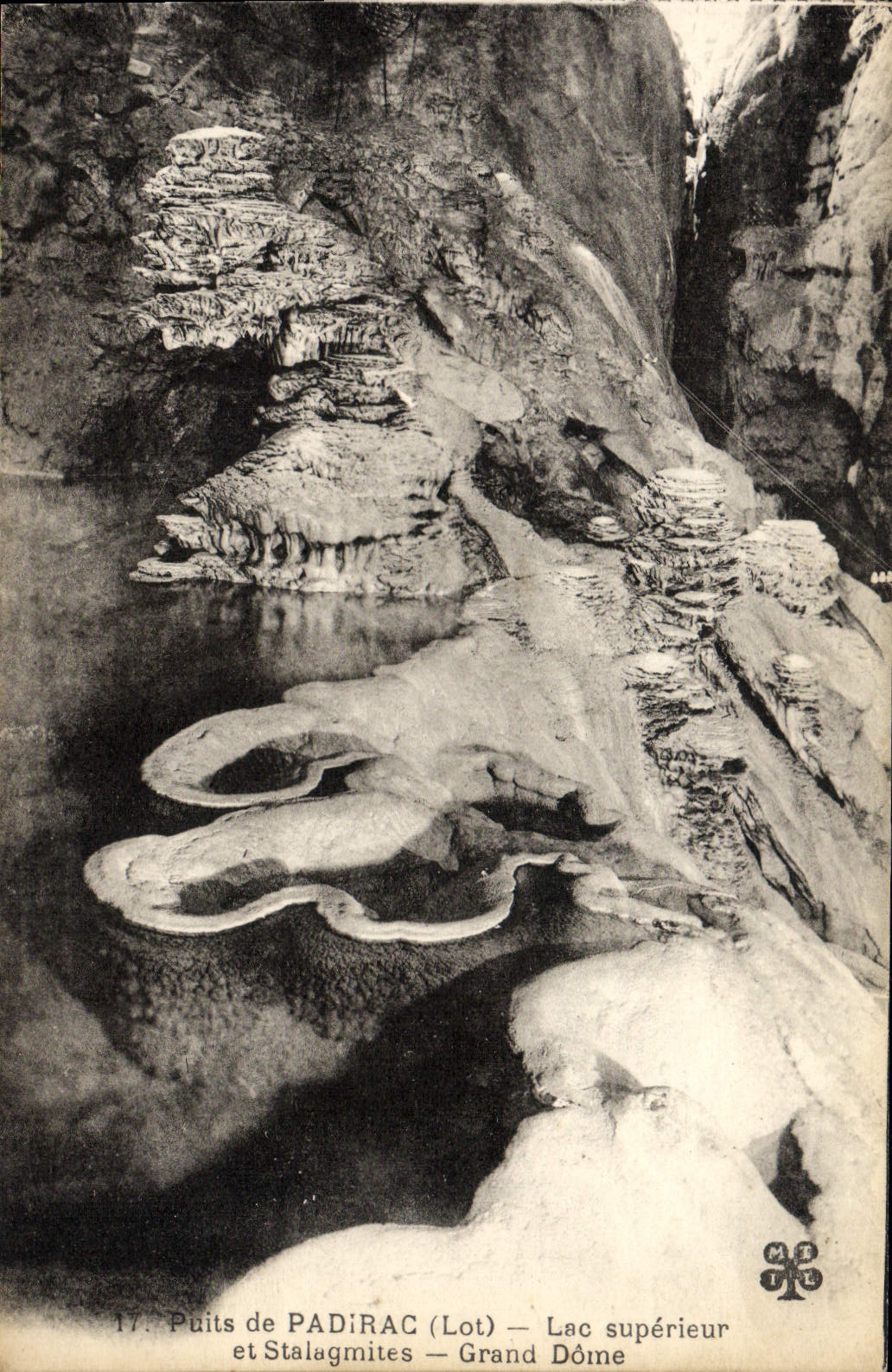 Puits de PADI'RAC (Lot) — Oberer See und Stalagmiten — Großer Dachbogen — Verlag M.A.P. Nr. 17