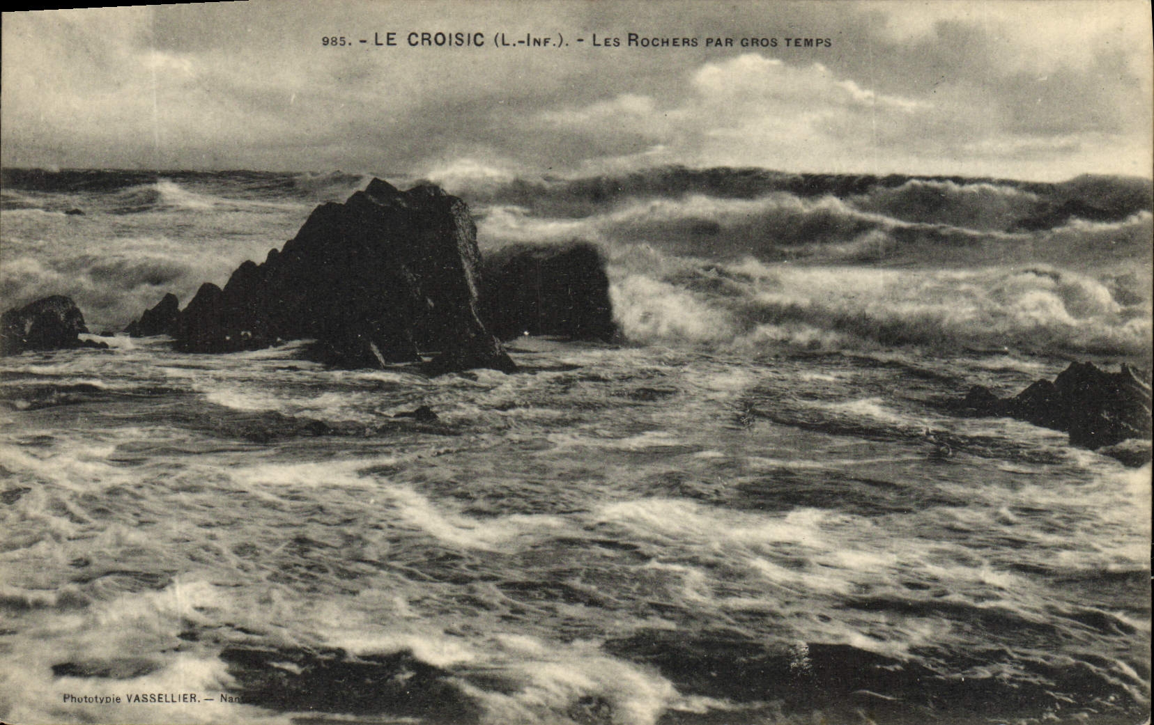 CPA Le Croisic Les Rochers Par gros Remps