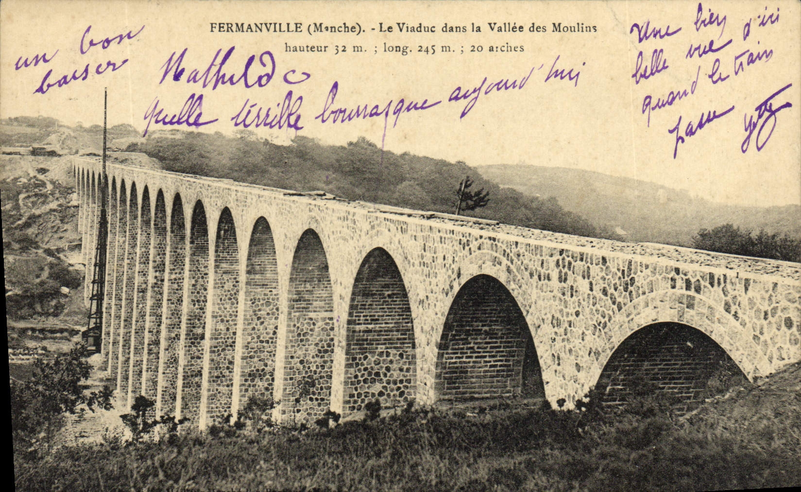Fermanville (Manche) — Le Viaduc dans la Vallée des Moulins — 20 arches, 32 m de hauteur, 245 m de longueur