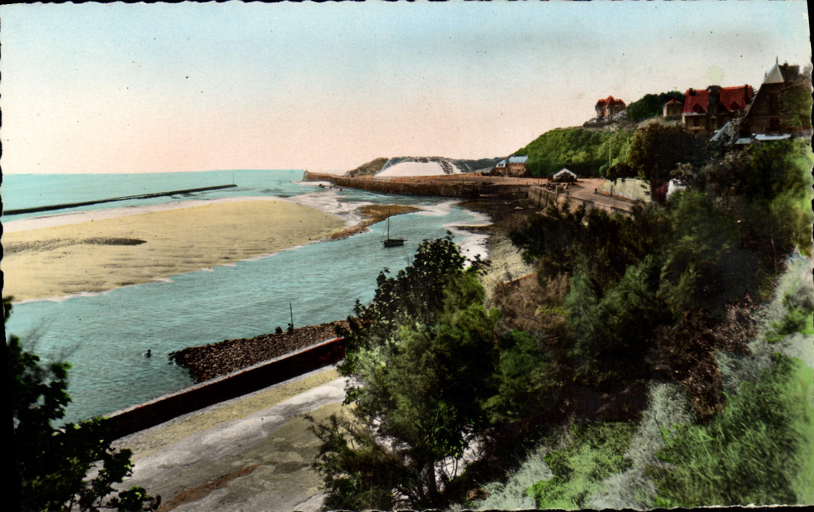 CPM Carteret Le joyau du Cotentin Le port