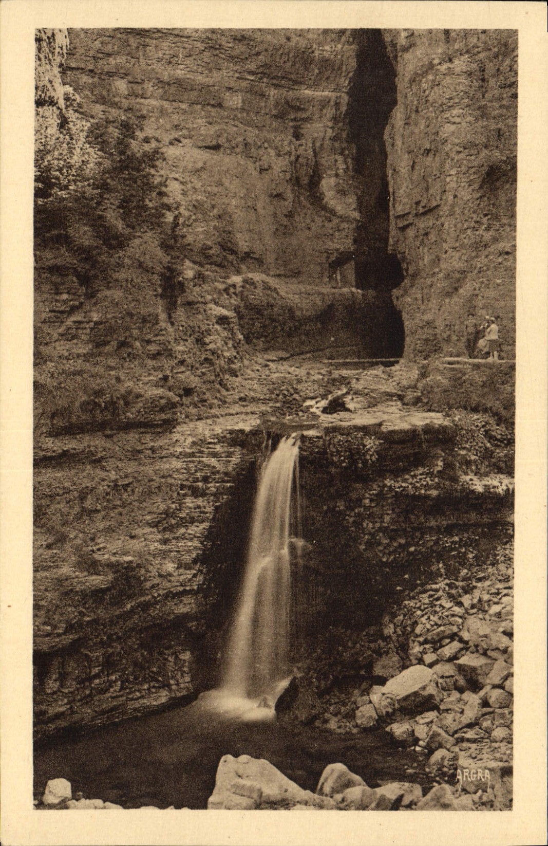CPA Gorges Du Tarn Barmabiau Sortie de la Riviere souterraine