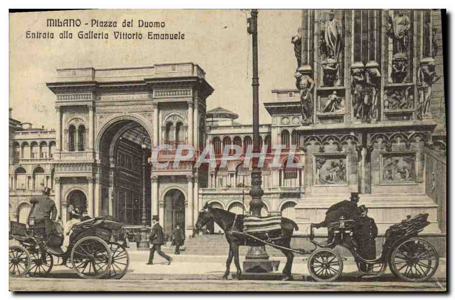 CPA Milano Piazza MIbano del Duomo Enltala Alla Galleria Vittorio emanuele 