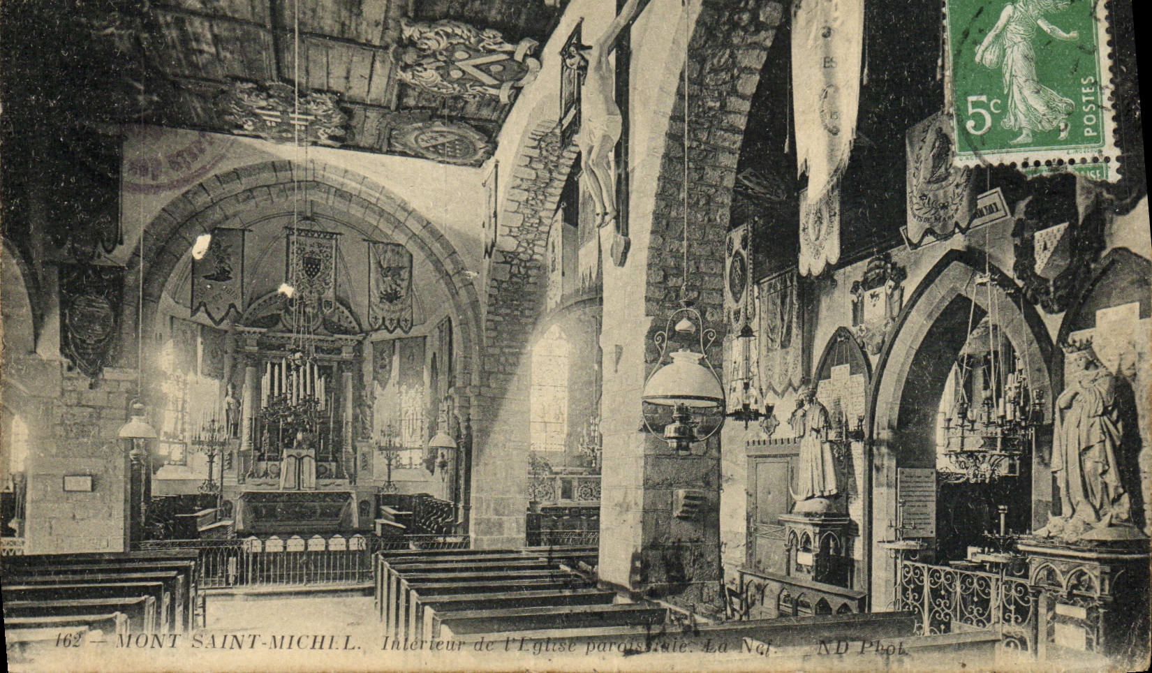 CPA Mont Saint Michel Interieur De l'Eglise paroissiale La nef 
