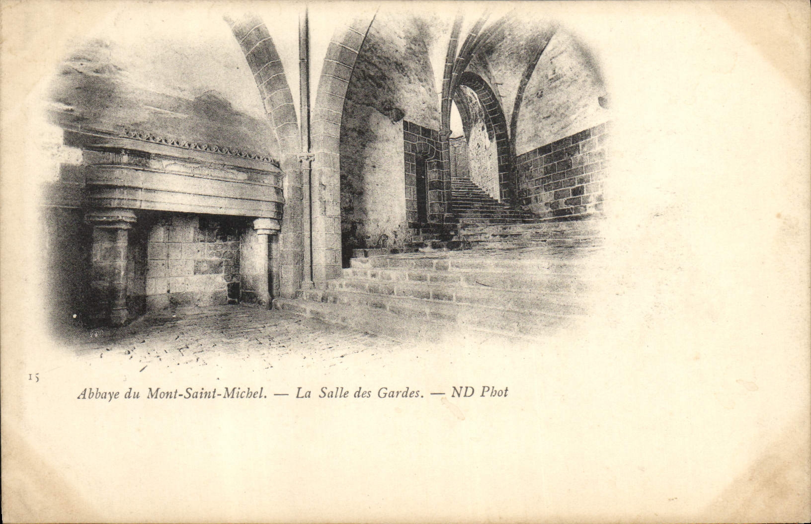 Abbaye du Mont-Saint-Michel — La Salle des Gardes — ND Phot