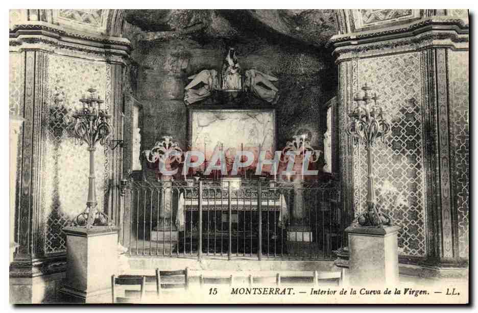 CPA Montserrat Interior de la Cueva de la Virgen