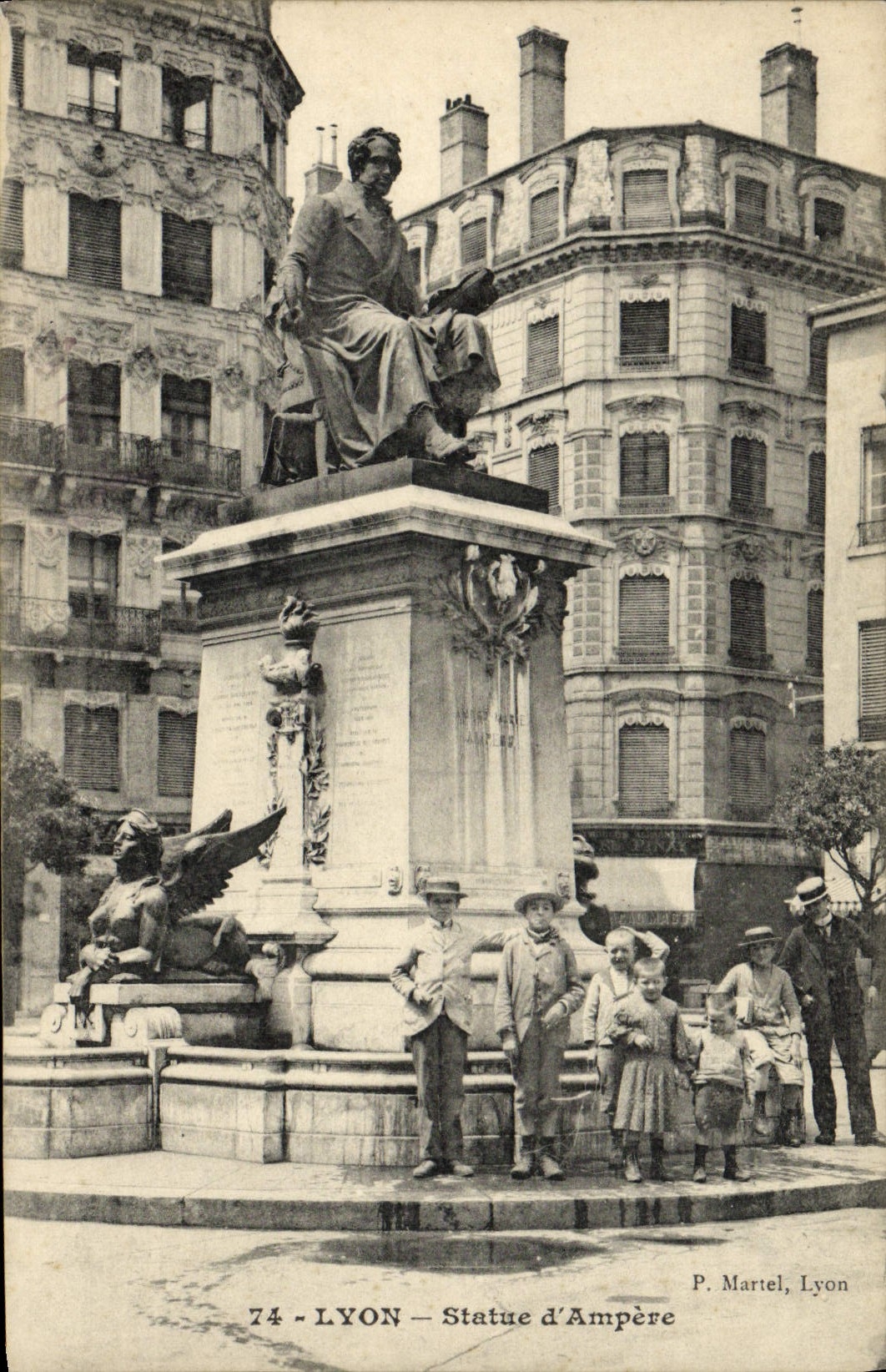 LYON — Statue d'Ampère — P. Martel, Lyon, n°74
