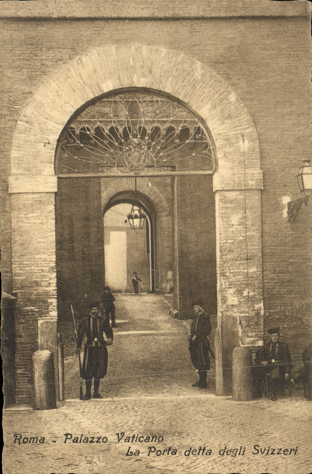CPA Roma Palazzo Vaticano La Porta della degli Svizeri