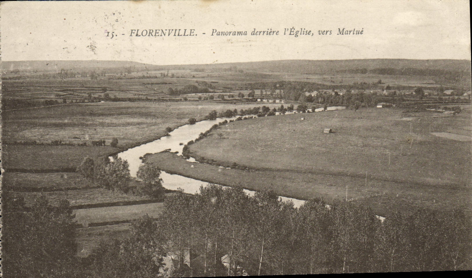 CPA Florenville Panorama derriere l'Eglise Vers Martue