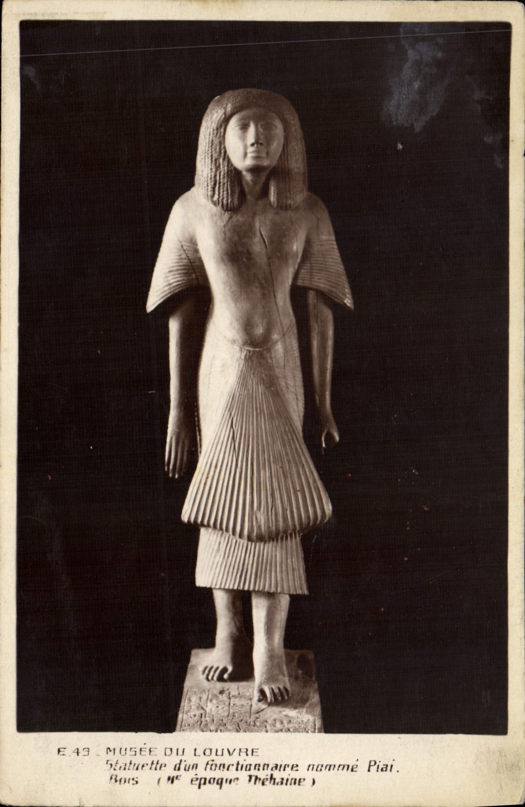 Statuette d'un fonctionnaire nommé Piai — Époque thébaine — Musée du Louvre, série E.49