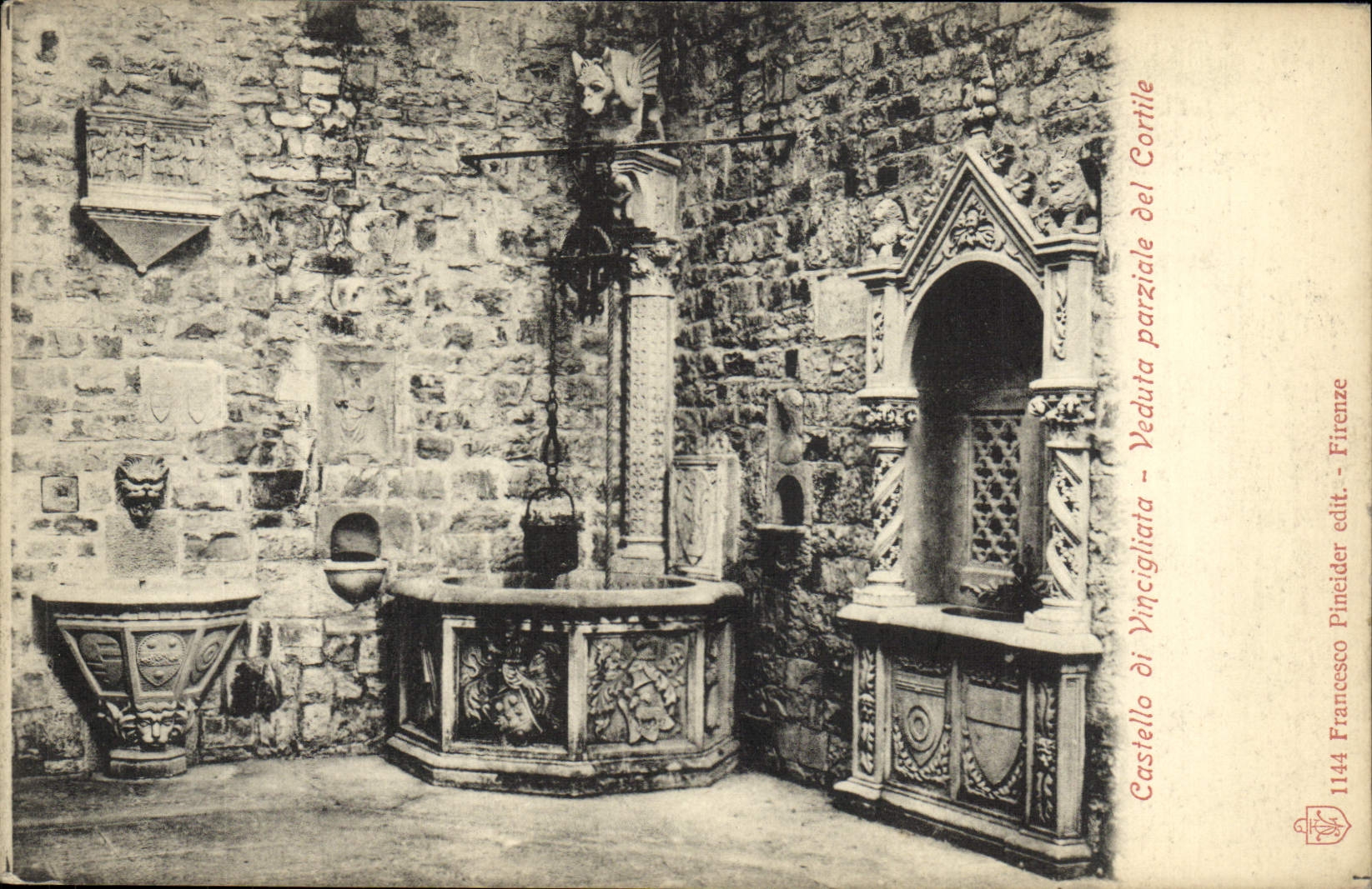 CPA Castello Di Vincigliata Veduta Parziale Del Cortile Firenze