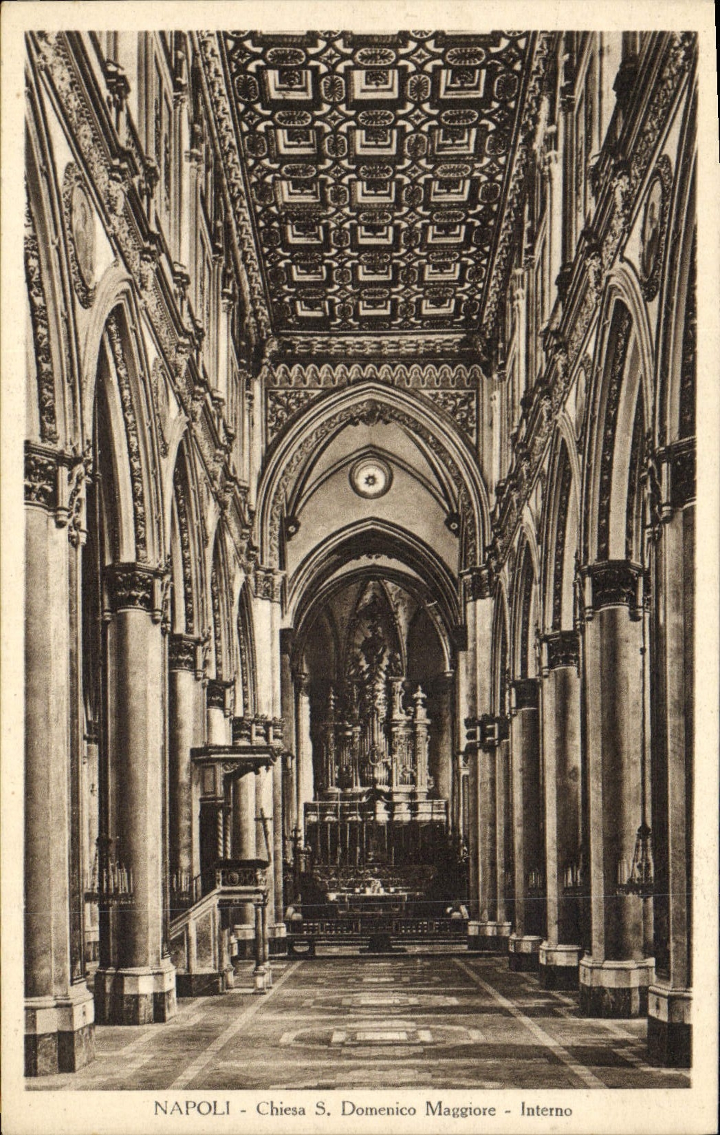 CPA Napoli Chiesa S Domenico Maggiore Interno