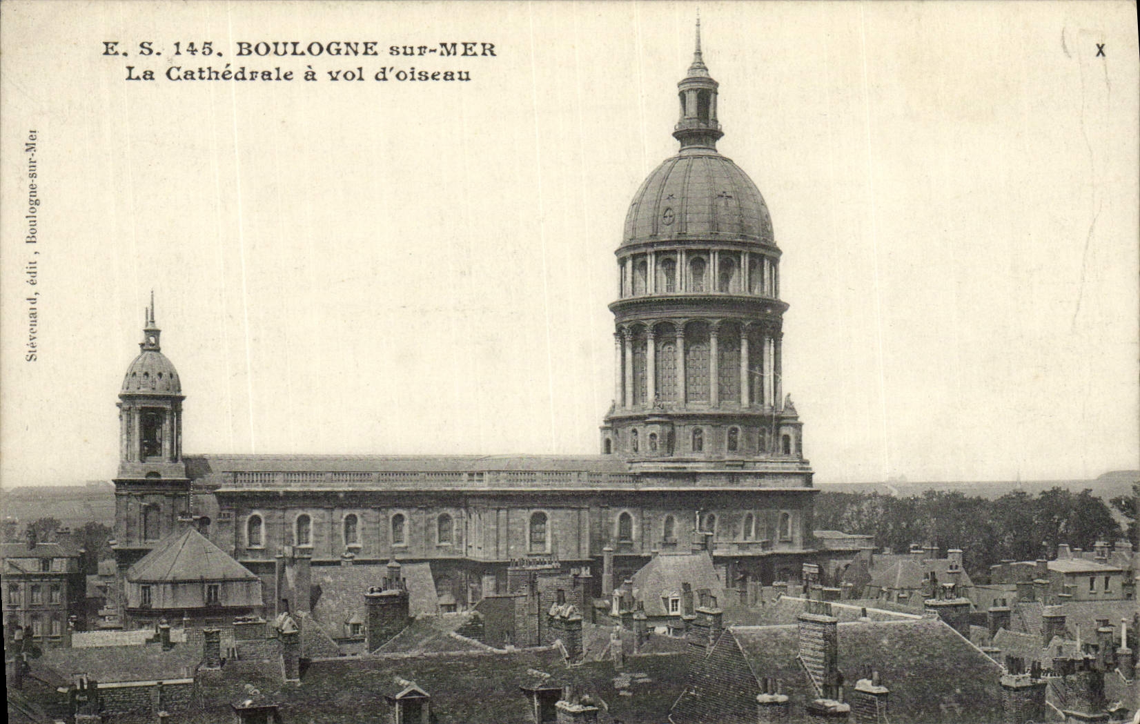 Boulogne-sur-Mer — La Cathédrale à vol d'oiseau — Stevencaud, édit. E.S. 145
