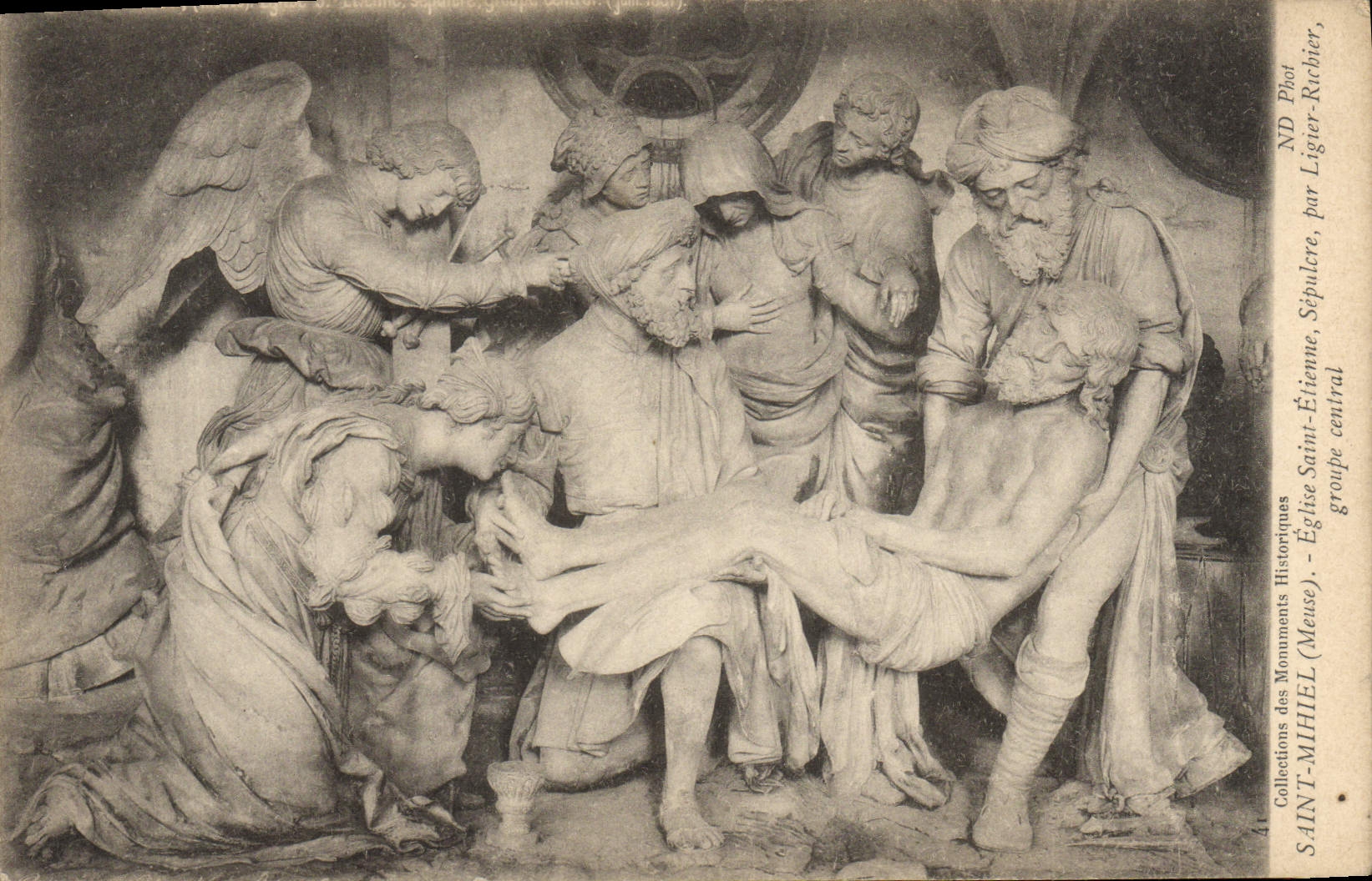 CPA Saint Mihiel Eglise Saint Etienne Sepulcre Par Ligier Richier groupe central