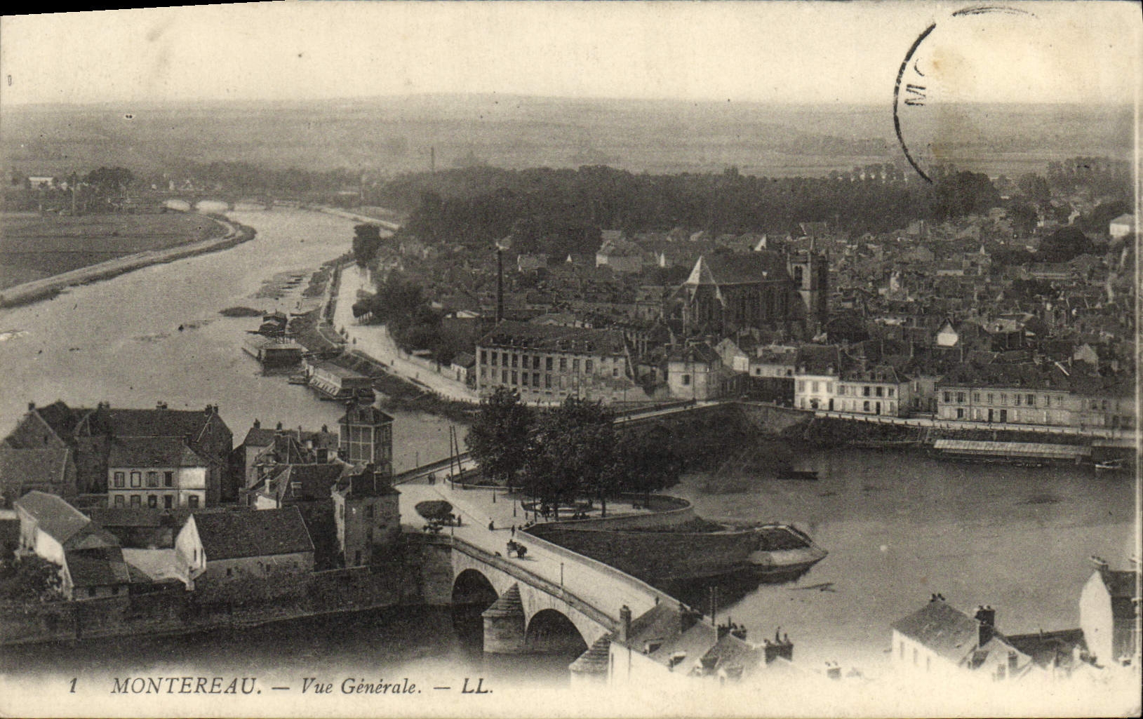 CPA Montereau Vue Generale