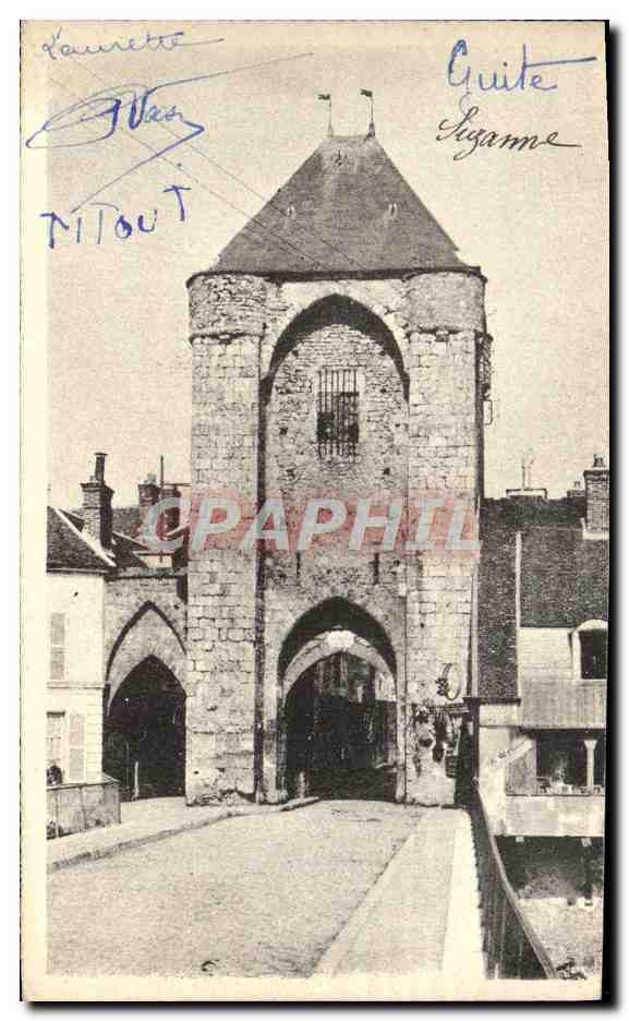 Porte de la ville — Tour de guet — Mortemart