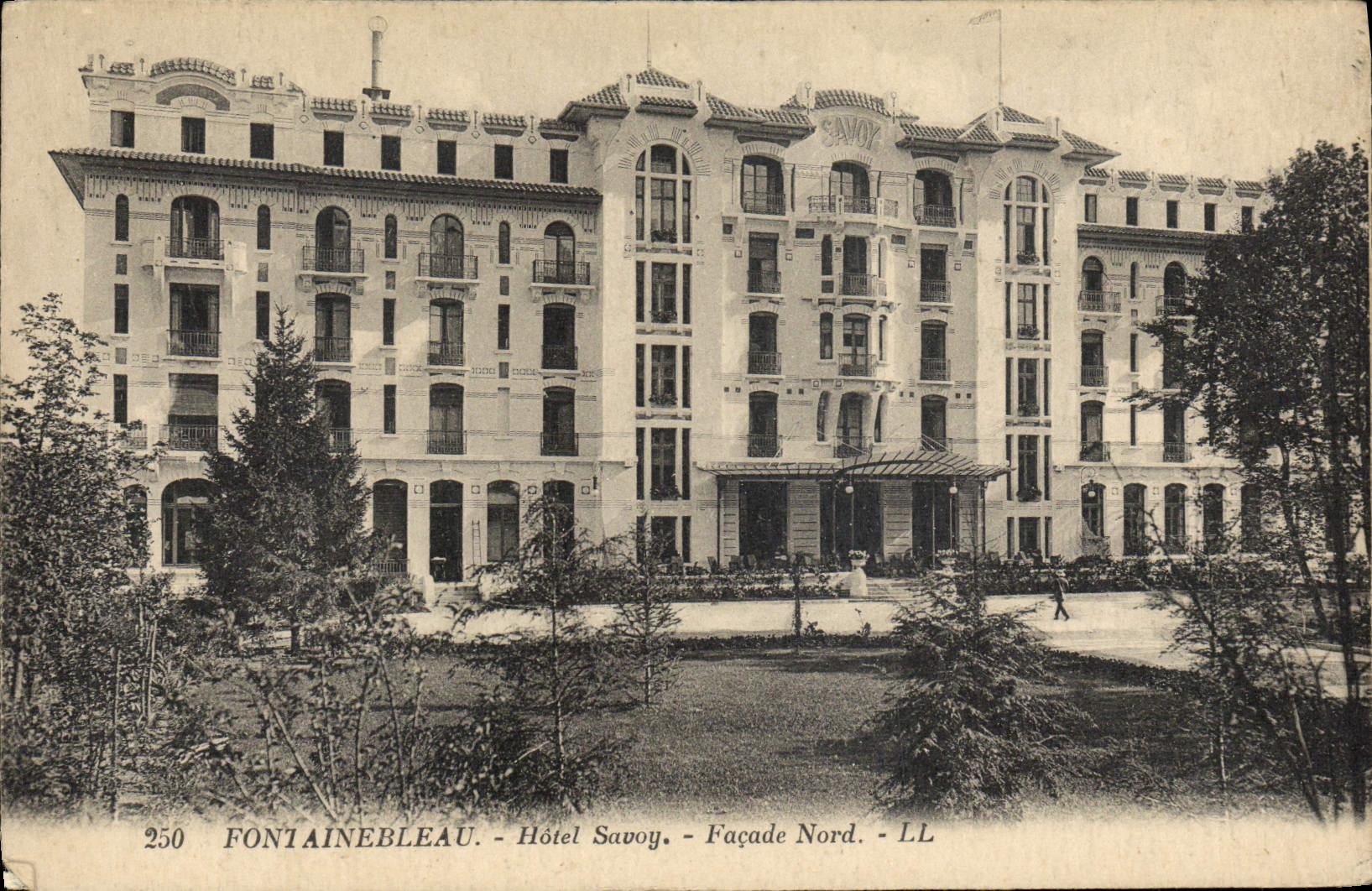 Fontainebleau - Hotel Savoy - Fachada Norte - LL