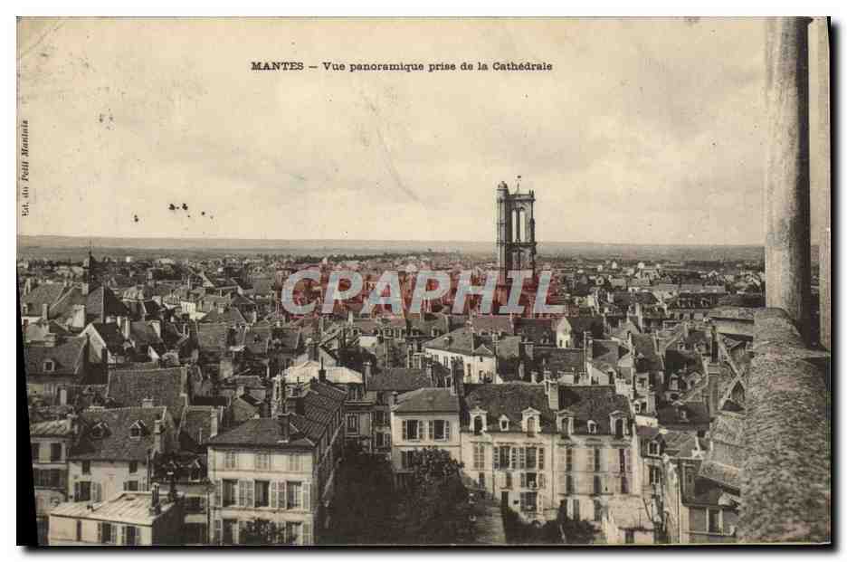 Mantes — Vue panoramique prise de la Cathédrale — Éditeur Petit Montbéliard