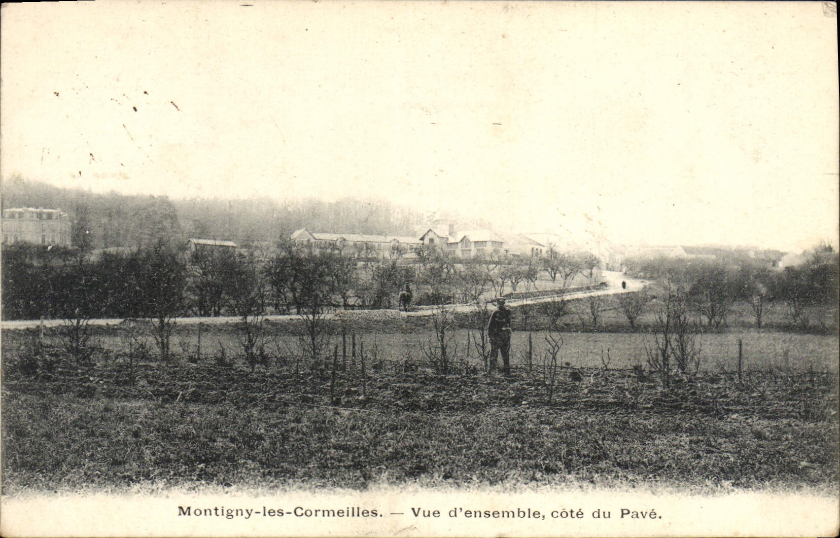 CPA Montigny les Cormeilles Vue d'Ensemble Cote du Pave