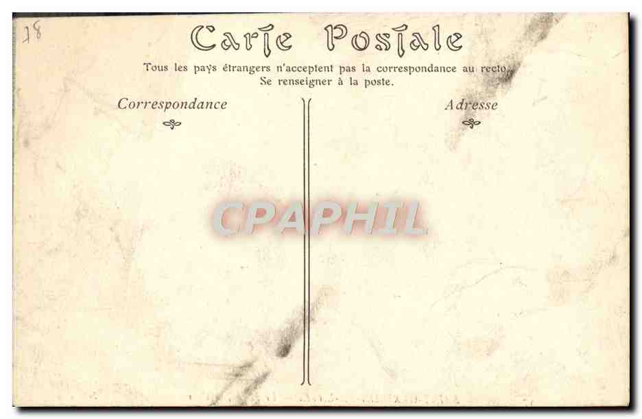 Saint-Martin-des-Champs — Le Musée, la Cour — CPAPHIL — Reverso