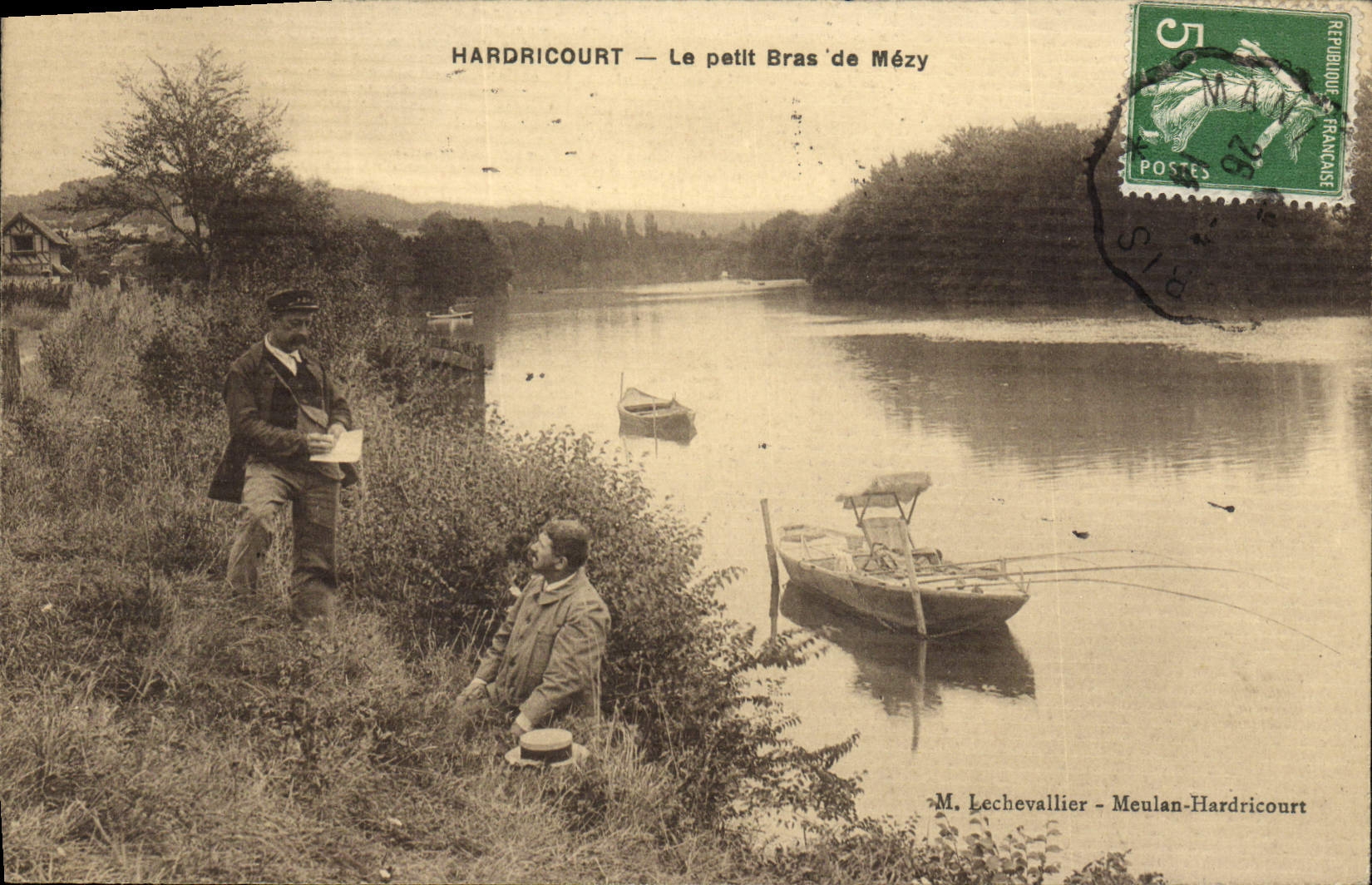 CPA Hardricourt Le Petit Bras De Mezy Peche pecheur