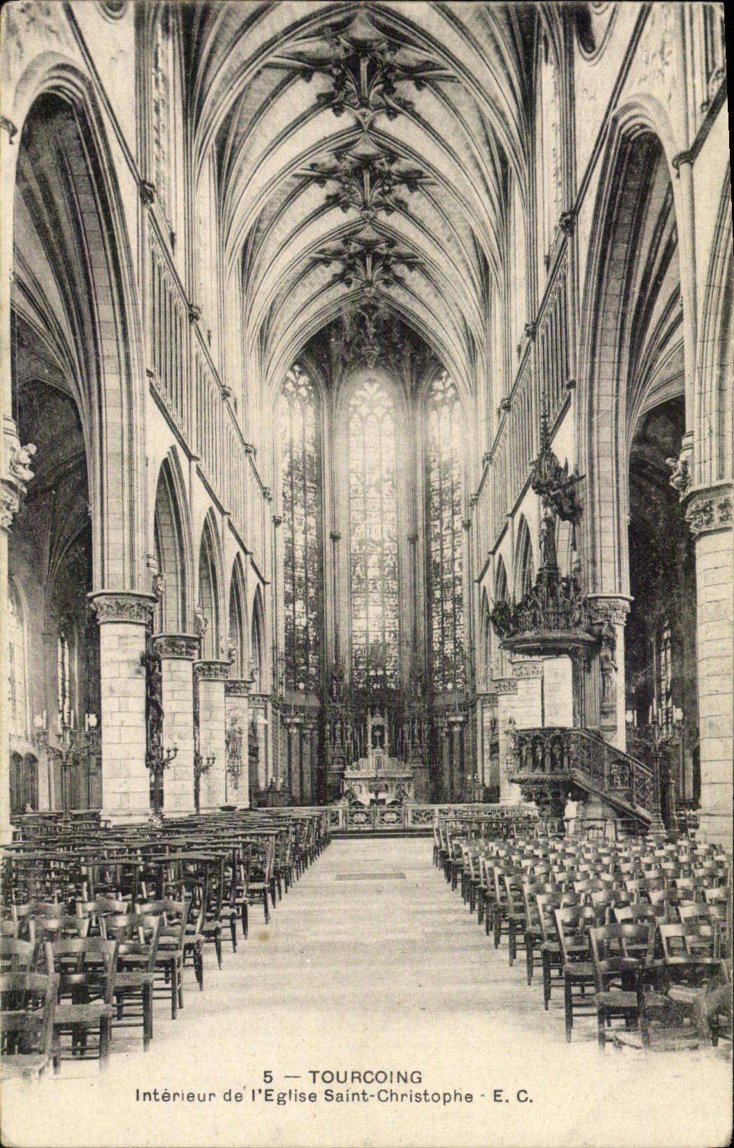 CPA Tourcoing Interieur de L'Eglise Saint Christophe
