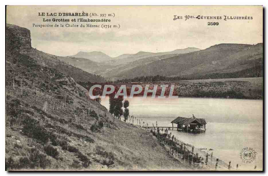 CPA Le lac d'Issarles Les grottes et l'embarcadere Perspective de la chaine de Mezenc Cevennes