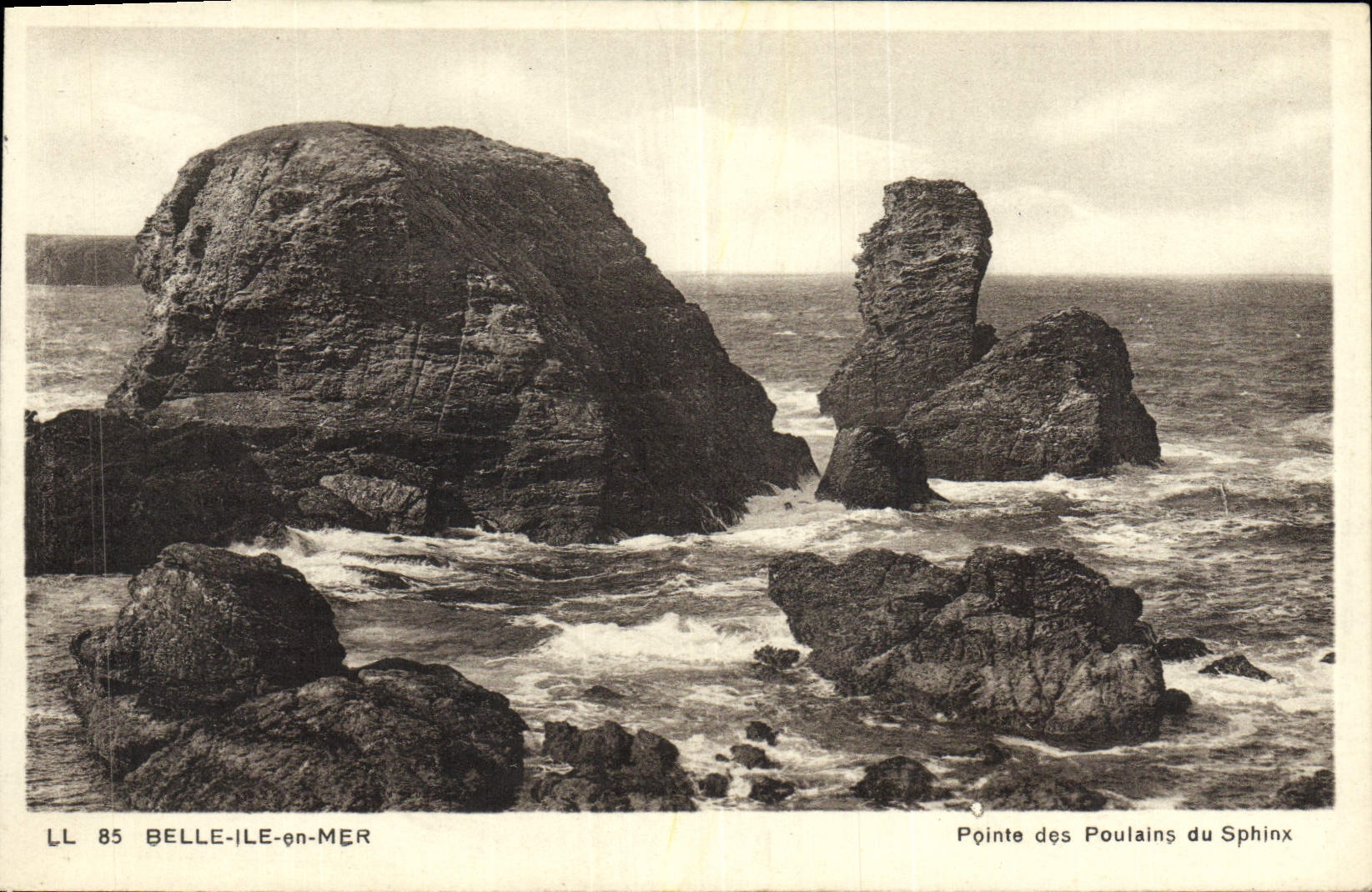 Belle-Île-en-Mer — Punta de los Poulains del Sfinge — LL 85