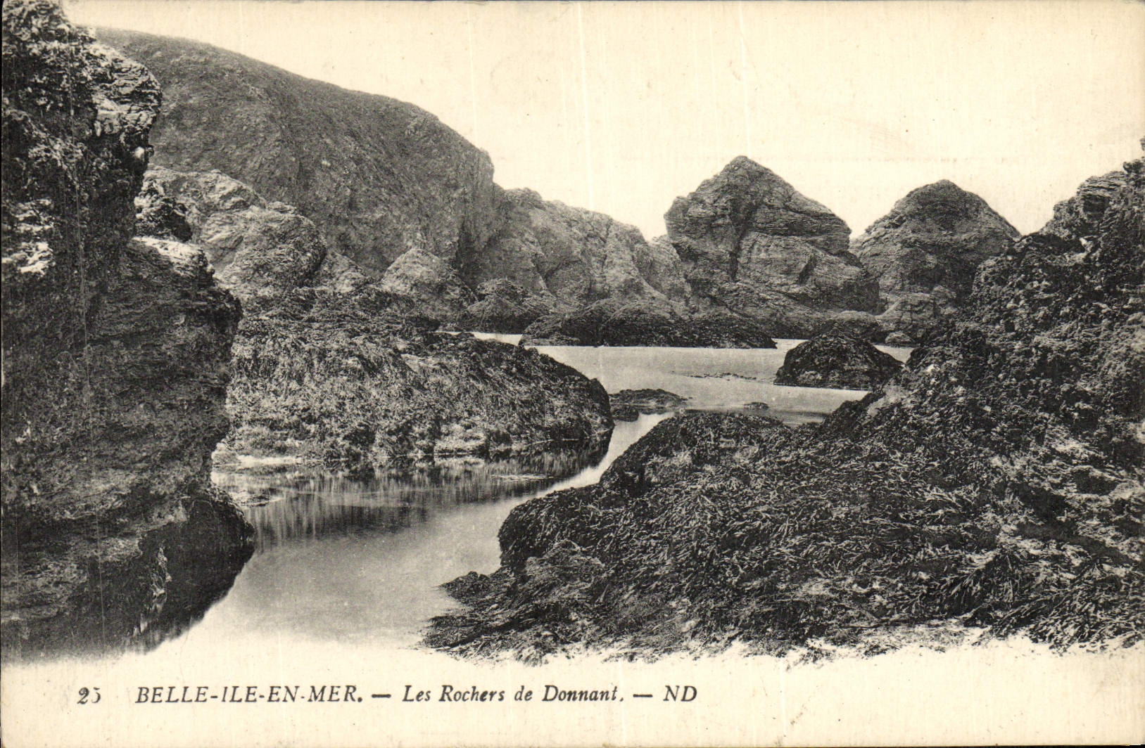 Belle-Île-en-Mer — Les Rochers de Donnant — ND