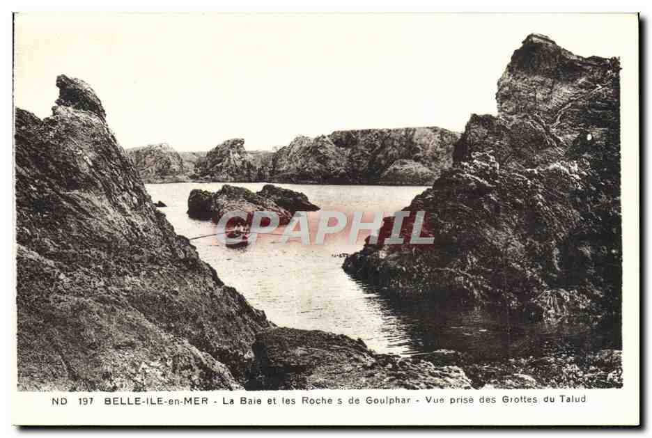Belle-Île-en-Mer — La Baie et les Roches de Goulphar — Vue prise des Grottes du Talud — ND 197