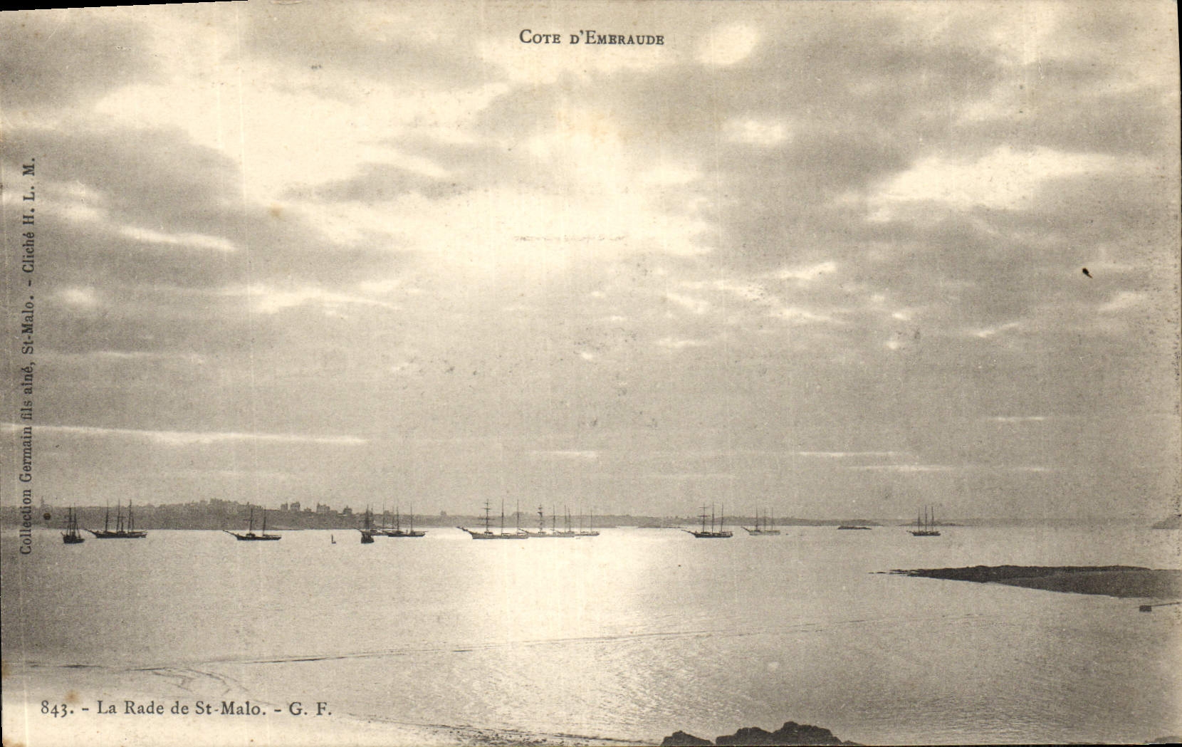 La Rade de St-Malo — vue maritime avec nombreux voiliers — Cote d'Émeraude, éditeur G. F., n° 843