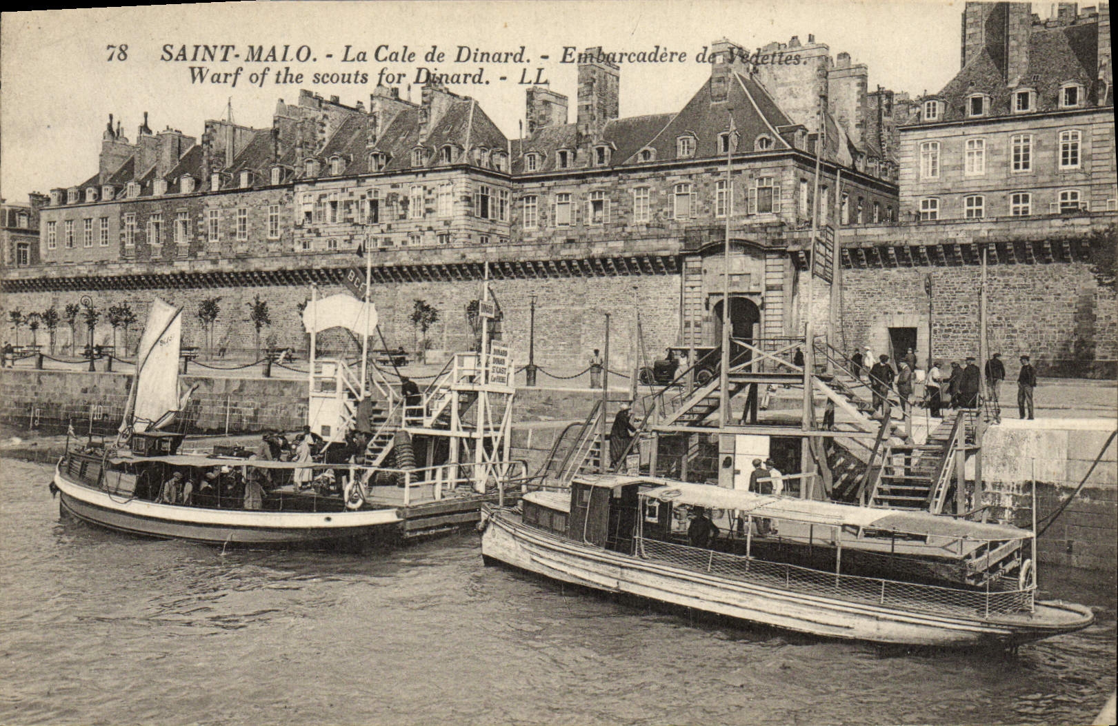 Saint-Malo - La Cale de Dinard - Embarcadère des vedettes