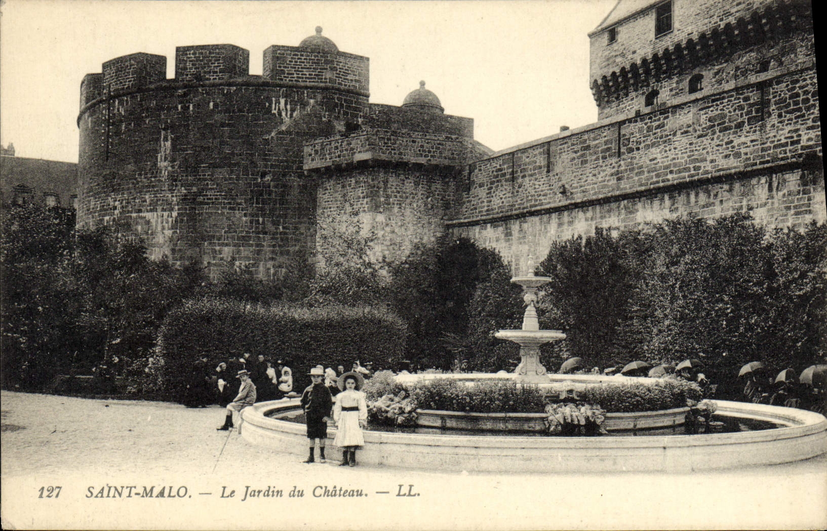 Saint-Malo — Le Jardin du Château — LL. N° 127