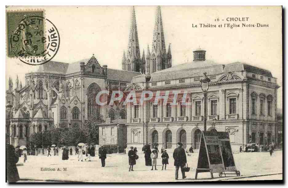CPA Cholet Le Theatre Et l'Eglise Notre Dame