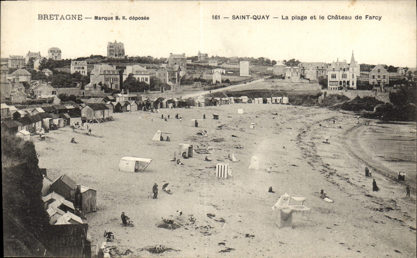 CPA Saint Quay La Plage Et Le Chateau De Farcy