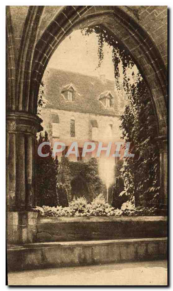 CPA Abbaye De Royaumont Asnieres sur Oise Le Cloitre