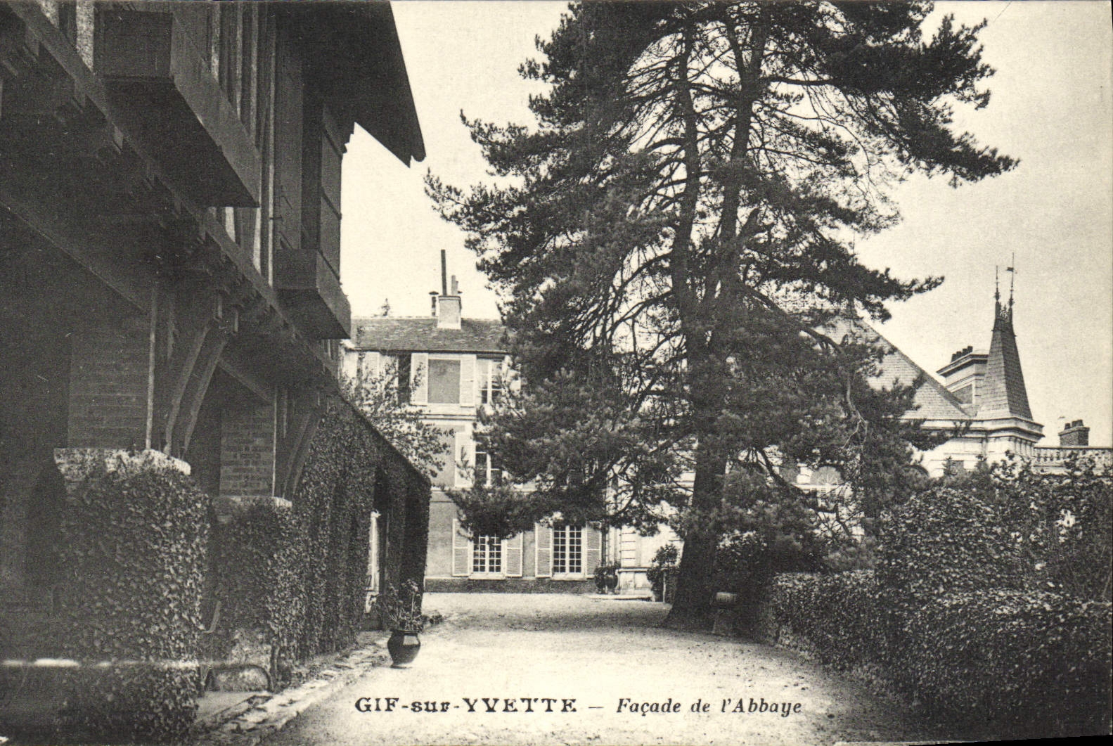 CPA Gif Sur Vvette Facade de L'Abbaye