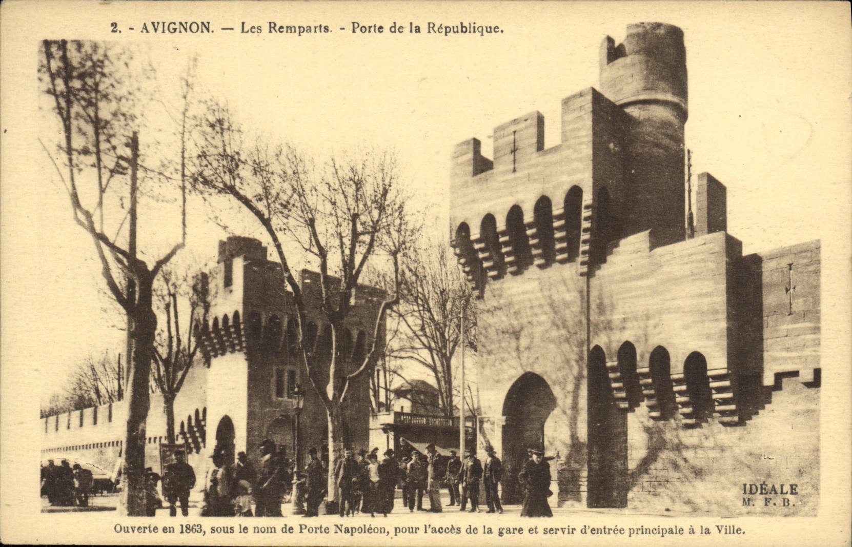 CPA Avignon Les Remparts Porte de la Republique